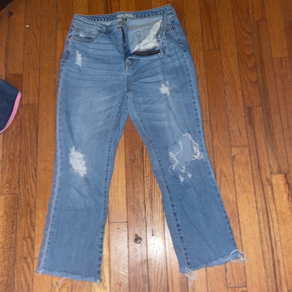 straight leg cropped jeans